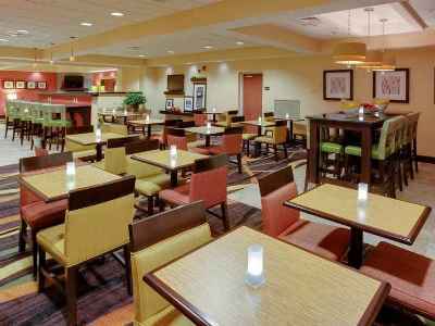Hampton Hotel